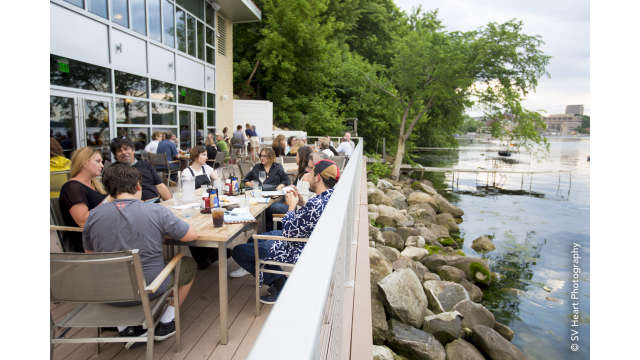 Edgewater Outdoor Dining