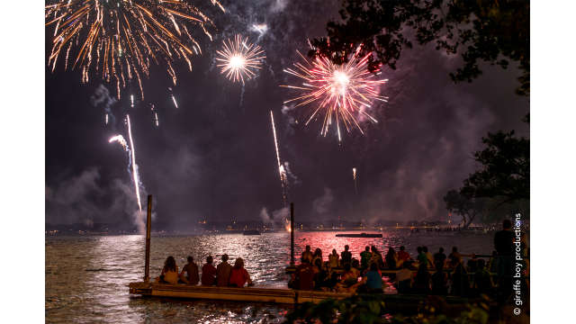 Shake the Lake at night