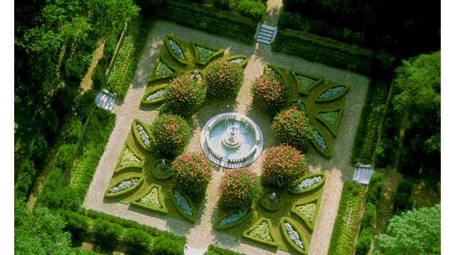 Elizabethan Gardens