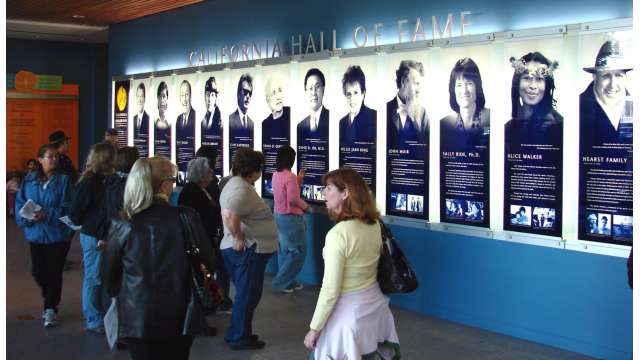 attractions-CalMuseumlobby 2