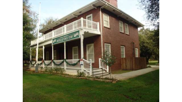 Elk Grove-Old Hotel