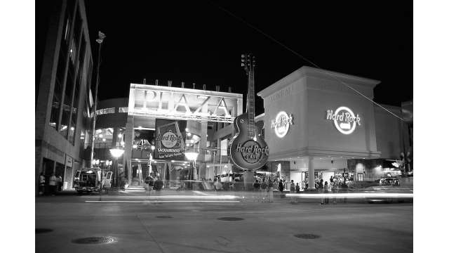 restaurant-Hard Rock Cafe