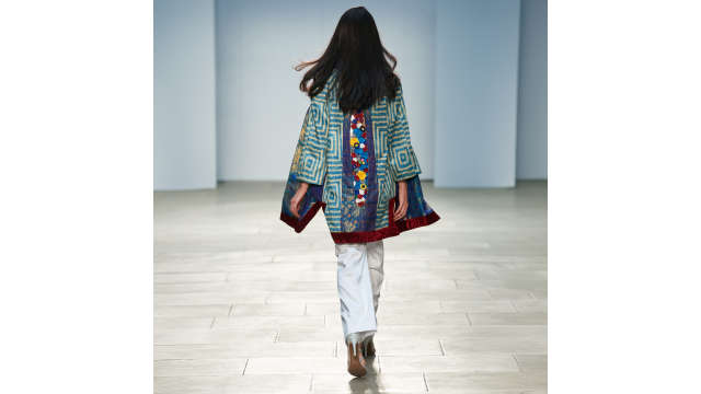 Texas Fine Craft Show Wearable Artist - SuKaz