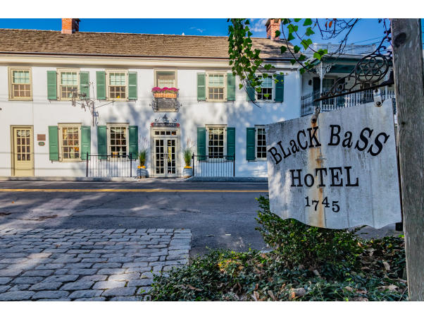 Black bass deals hotel wedding