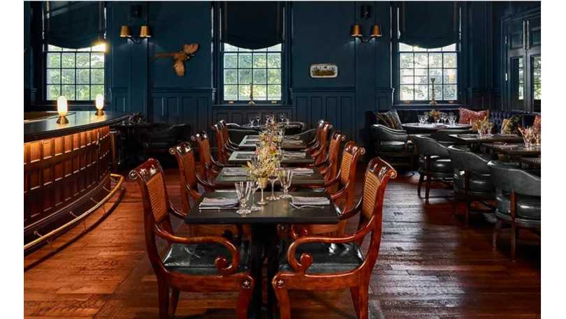 dining room at vanderbilt