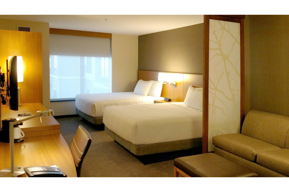 Double Queen Room