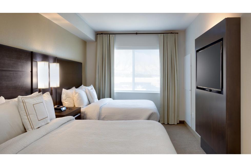 Double Queen Room