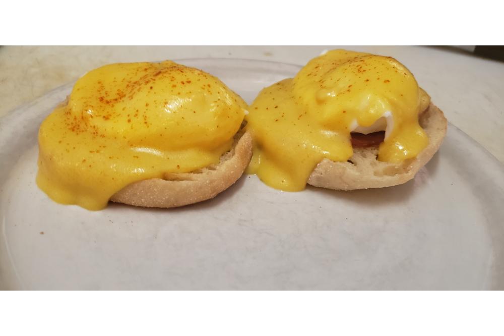 eggs benedict