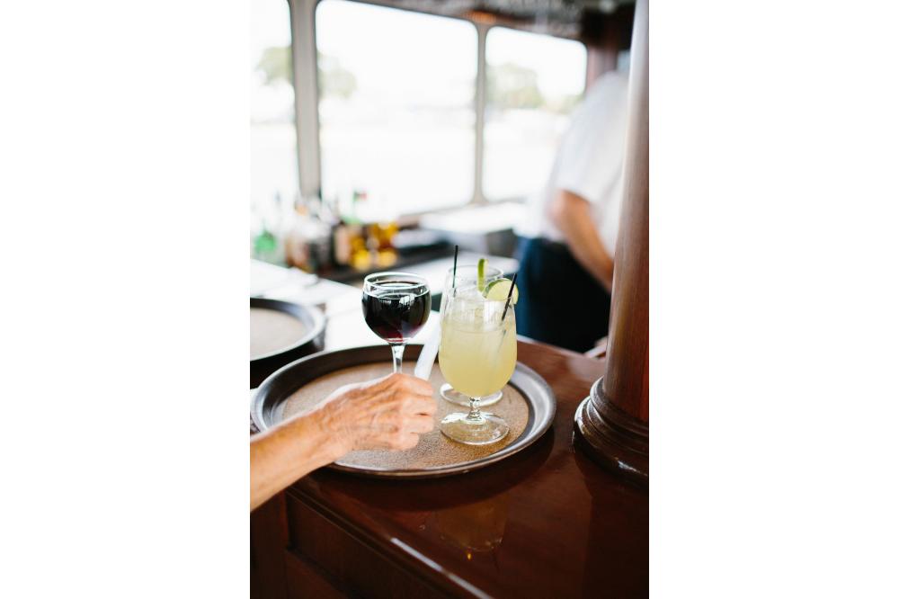 6 - Meal Cruises