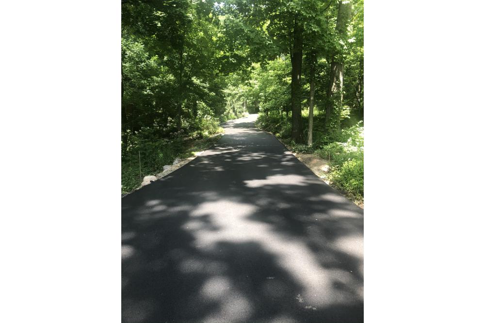 Williams Bay Driveway