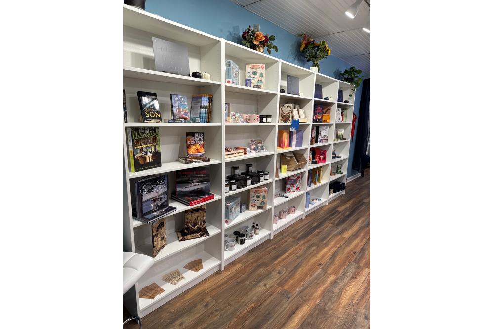 Lake Geneva WI Bookstore Shopping