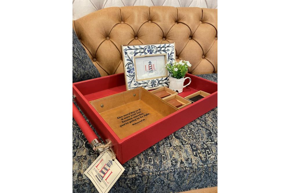 Lap Table