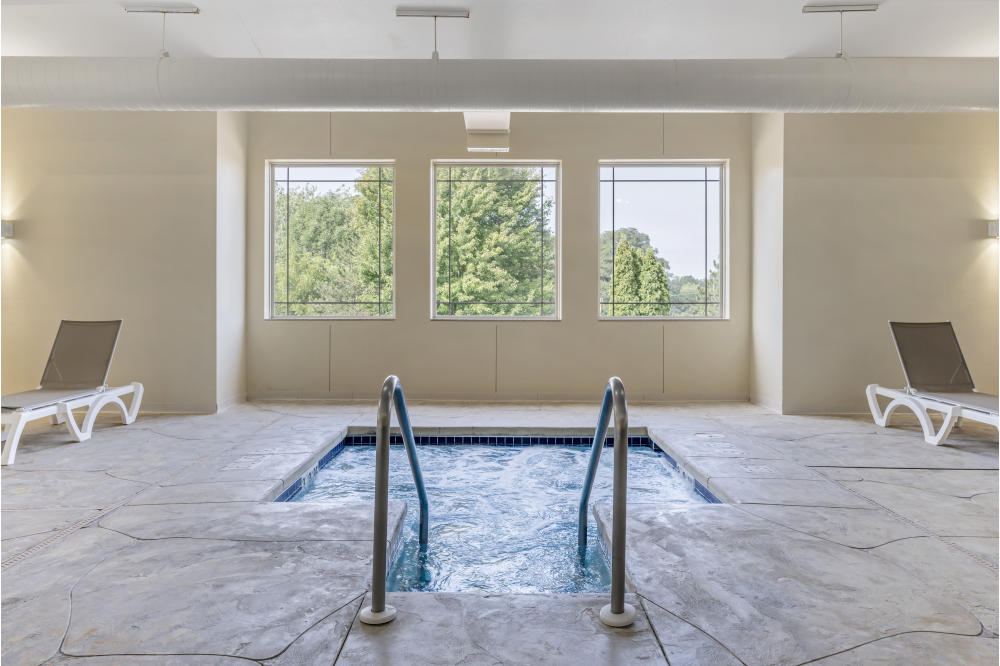 Comfort Suites Hot Tub