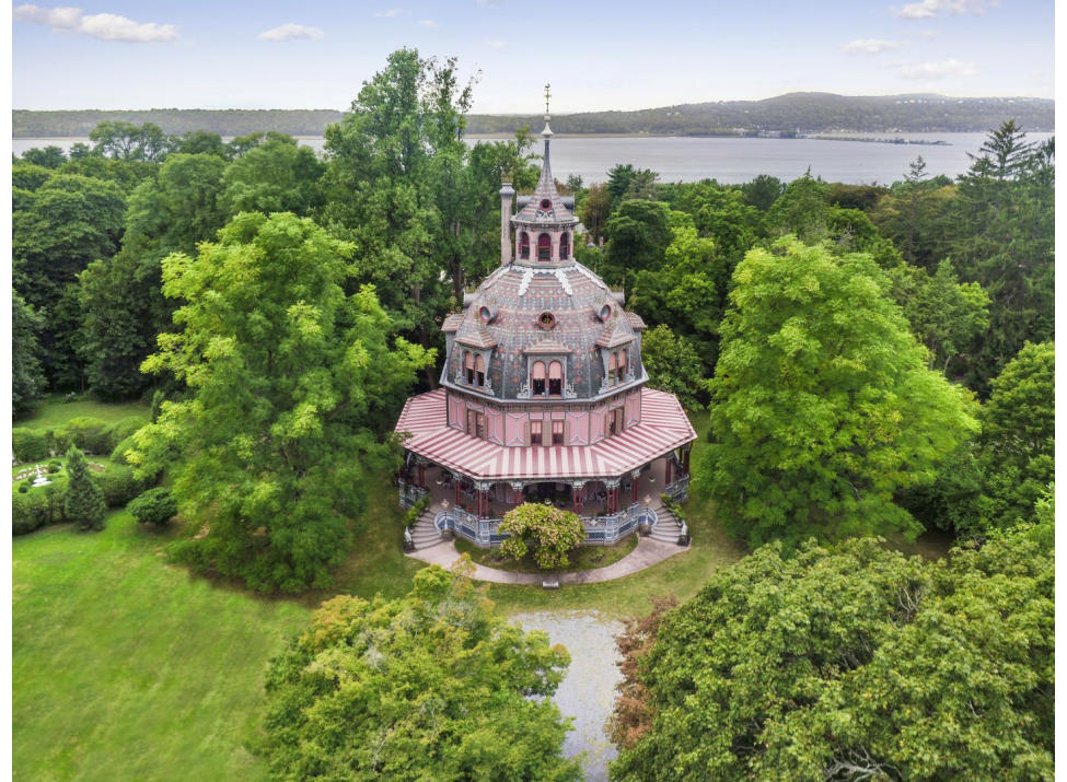 Octagon House