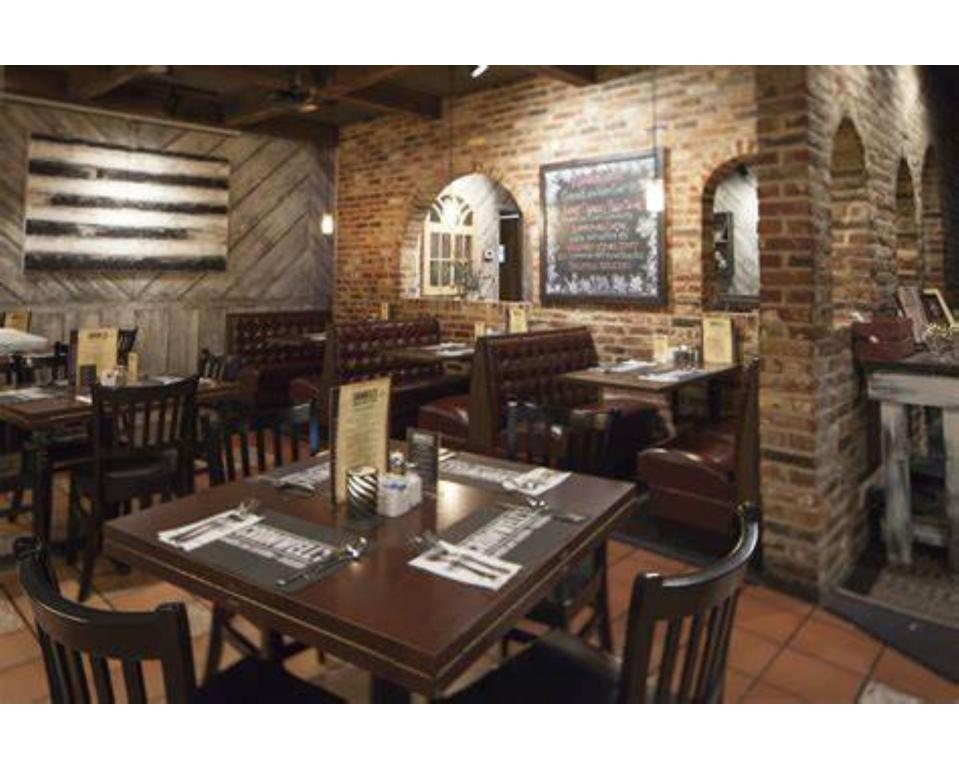 Cromwell's American Tavern