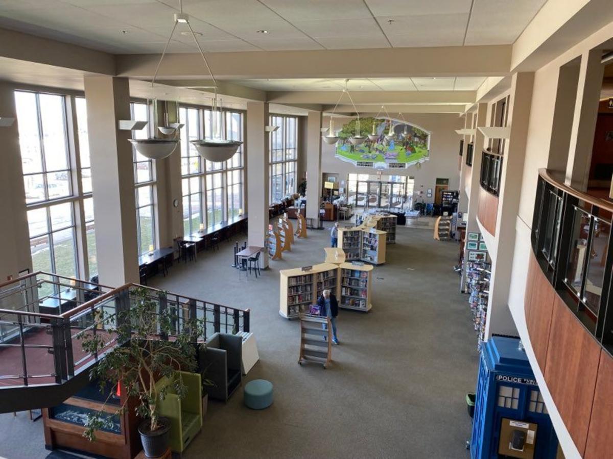 Manitowoc Public Library