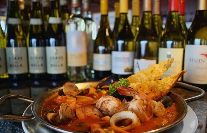 Food & Drink Food & Drink