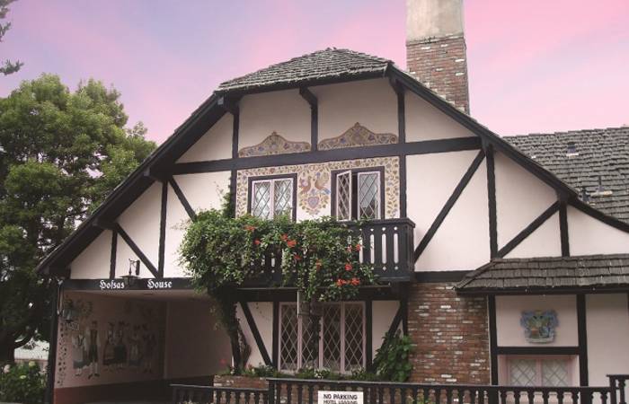 Monterey Hotels