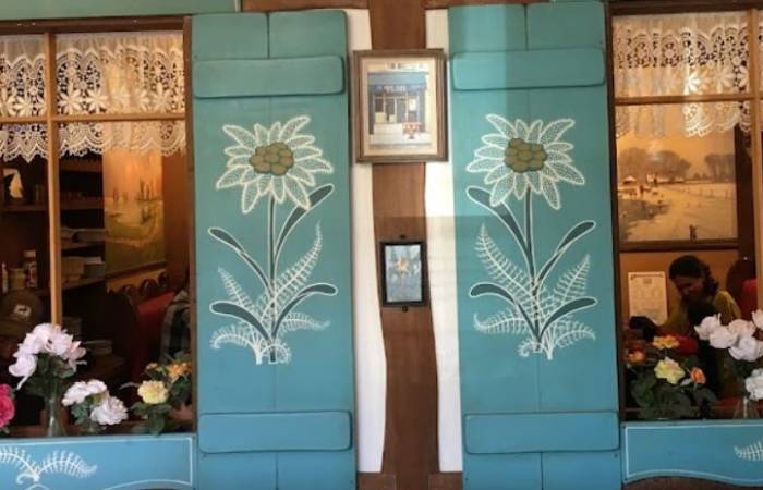 Restaurants in Carmel-by-the-Sea Restaurants in Carmel-by-the-Sea