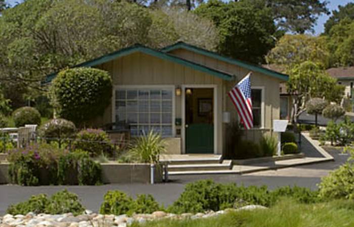 Pacific Grove Hotels
