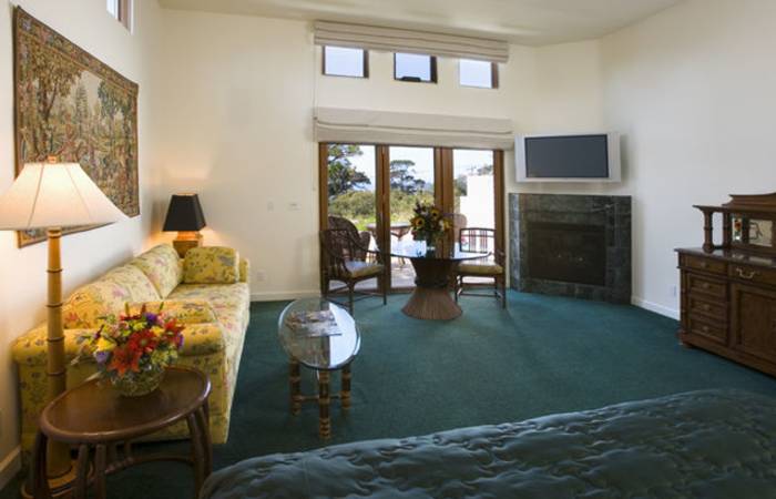 Monterey Hotels