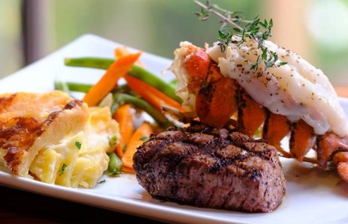 Restaurants in Carmel-by-the-Sea Restaurants in Carmel-by-the-Sea