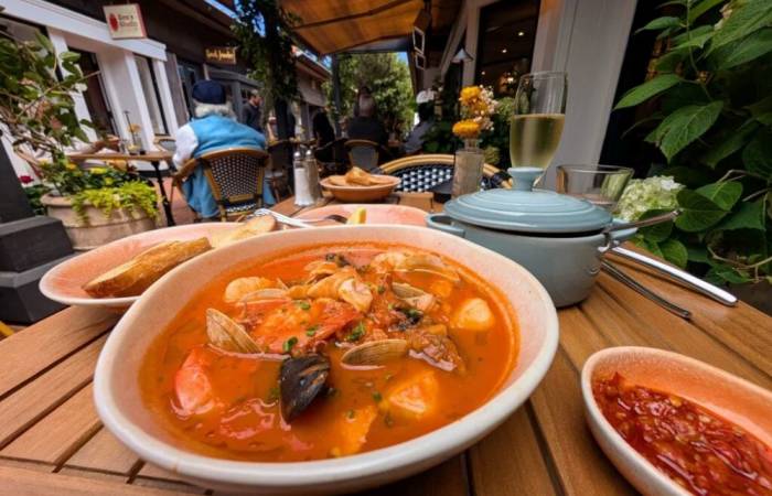 Restaurants in Carmel-by-the-Sea Restaurants in Carmel-by-the-Sea