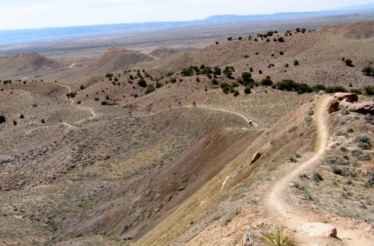 18 road mountain discount biking