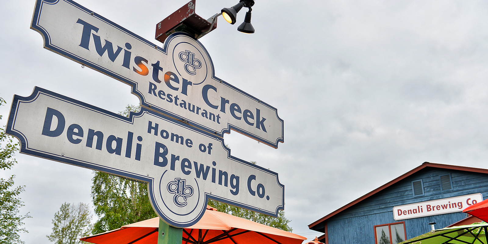 ALASKA ~ Mountain Scene Beer Brewery Coaster ~*~ DENALI Brewing Co ~ Talkeetna 