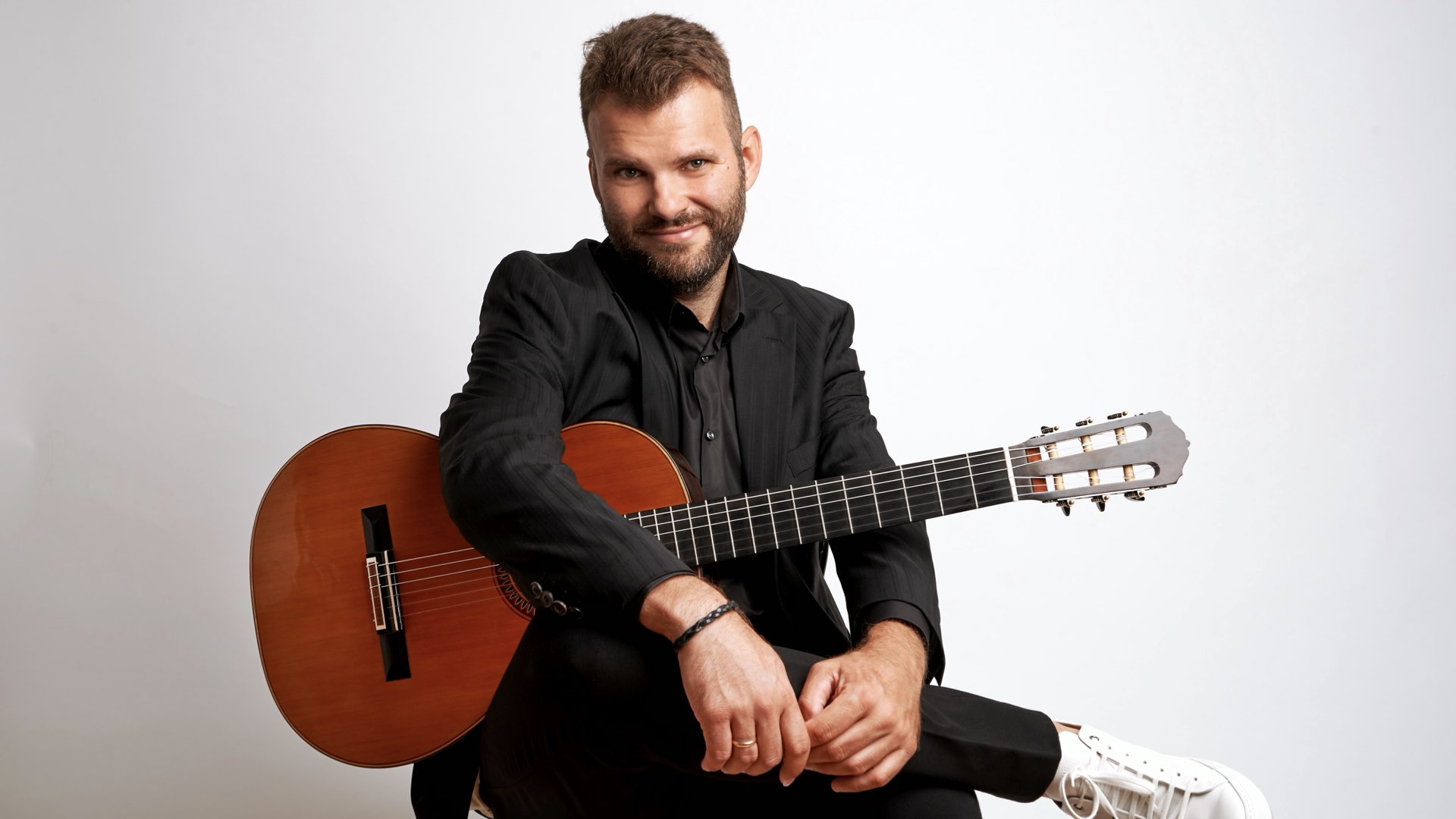 ミュージシャン MUSE LUCAS.CO WEEKEND Austin Classical Guitar presents Live at The Rosette: Łukasz