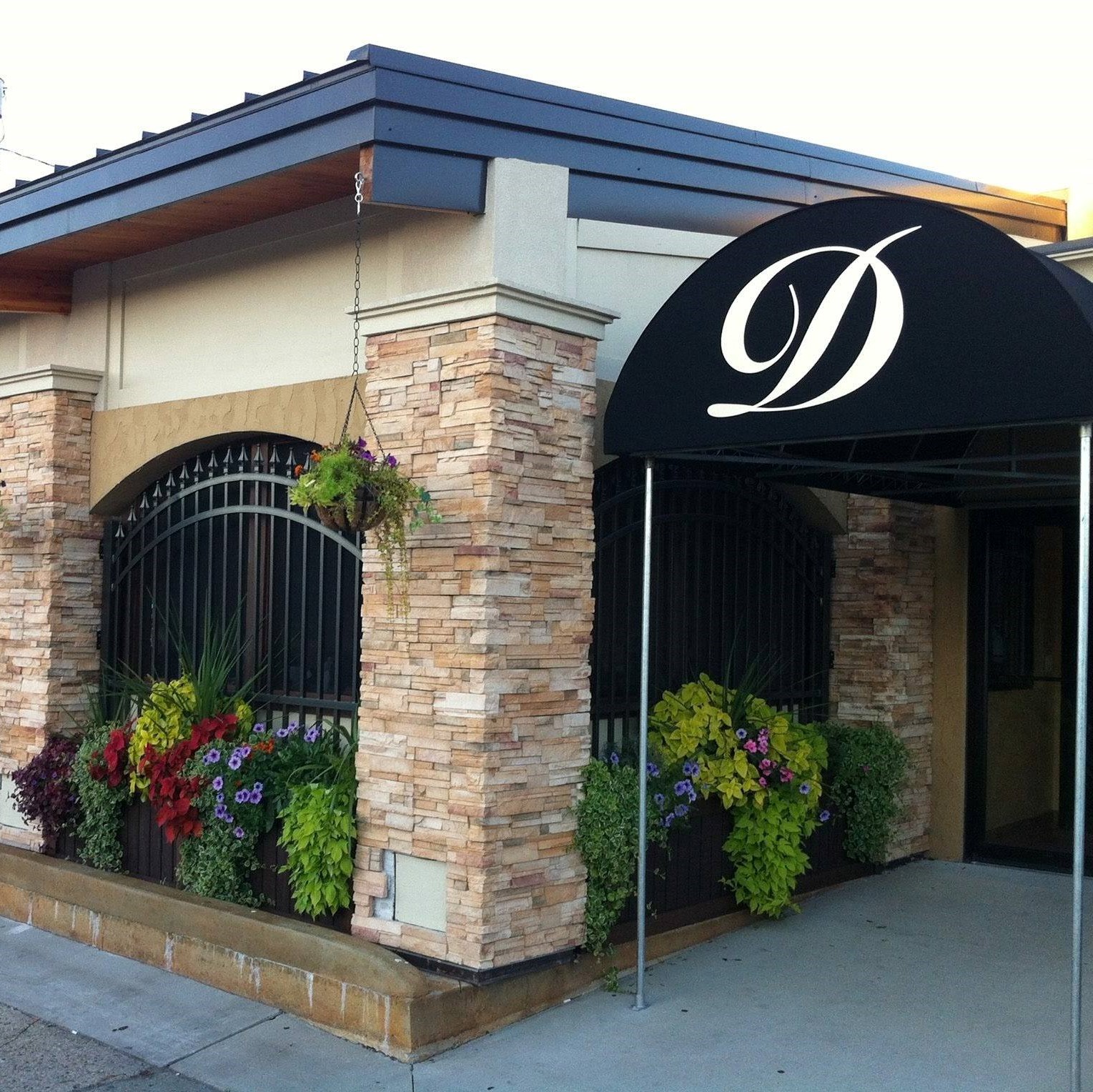 Domenico's Italian Ristorante 37384 in Beloit WI