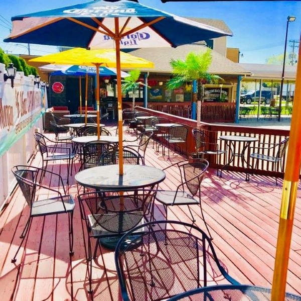 Mustang's Bar & Grill 37504 in Beloit WI