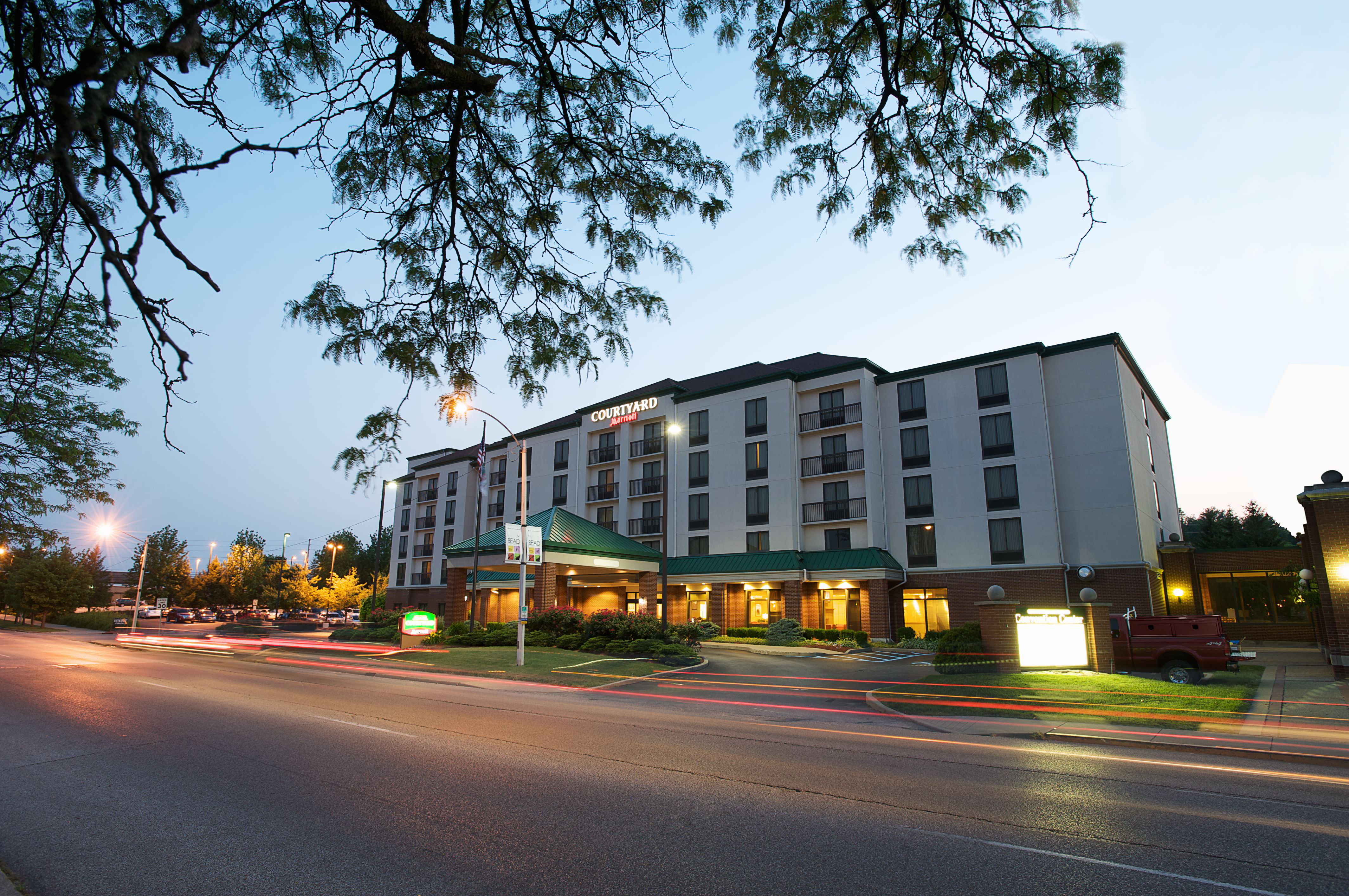 Courtyard Riverside Marriott Courtyard Marriott