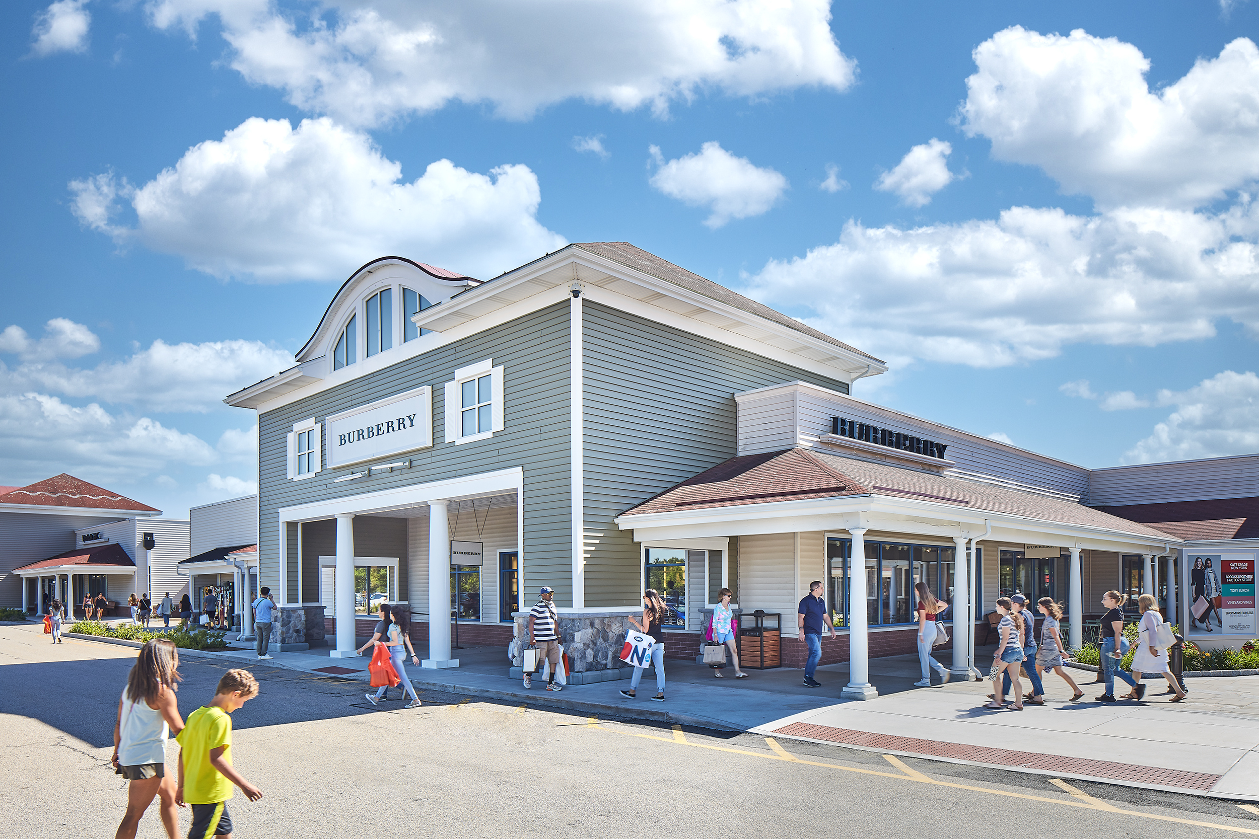 Wrentham Village Premium Outlets® - Wrentham MA, 02093-0656