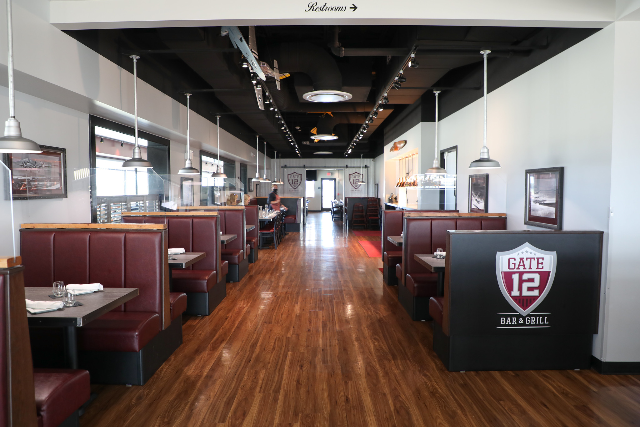 Gate 12 Bar And Grill College Station Tx