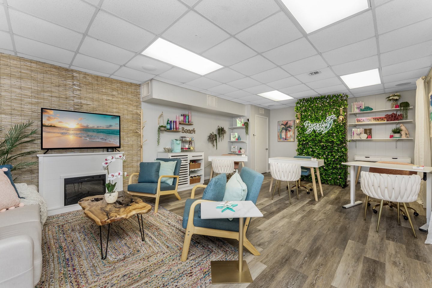 Paradise Breeze Vacation Rentals and Realty LLC