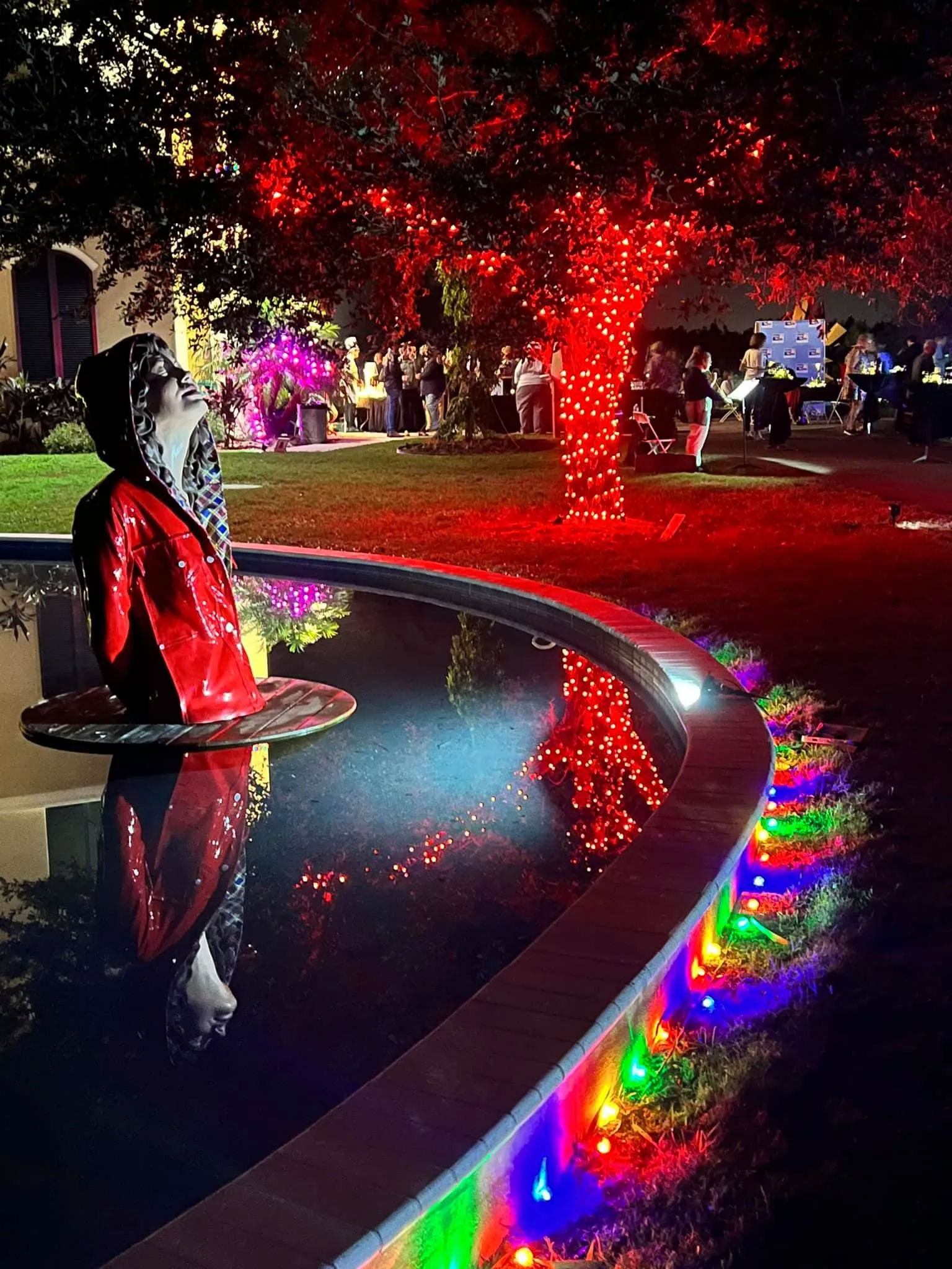 クリプトナイト イルミネーションクロック イタリア製 Gardens Aglow at Peace River Botanical & Sculpture Gardens
