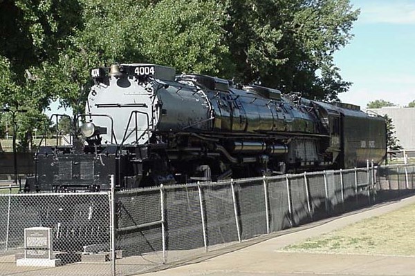 big boy steam locomotive model