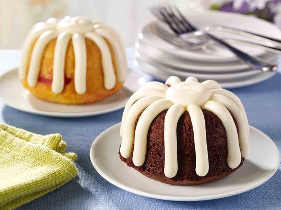 The new Nothing Bundt Cakes bakery in Victorville creates joy for all