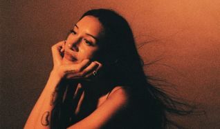 Julia Wolf: Deep End World Tour | Bee Blackwell