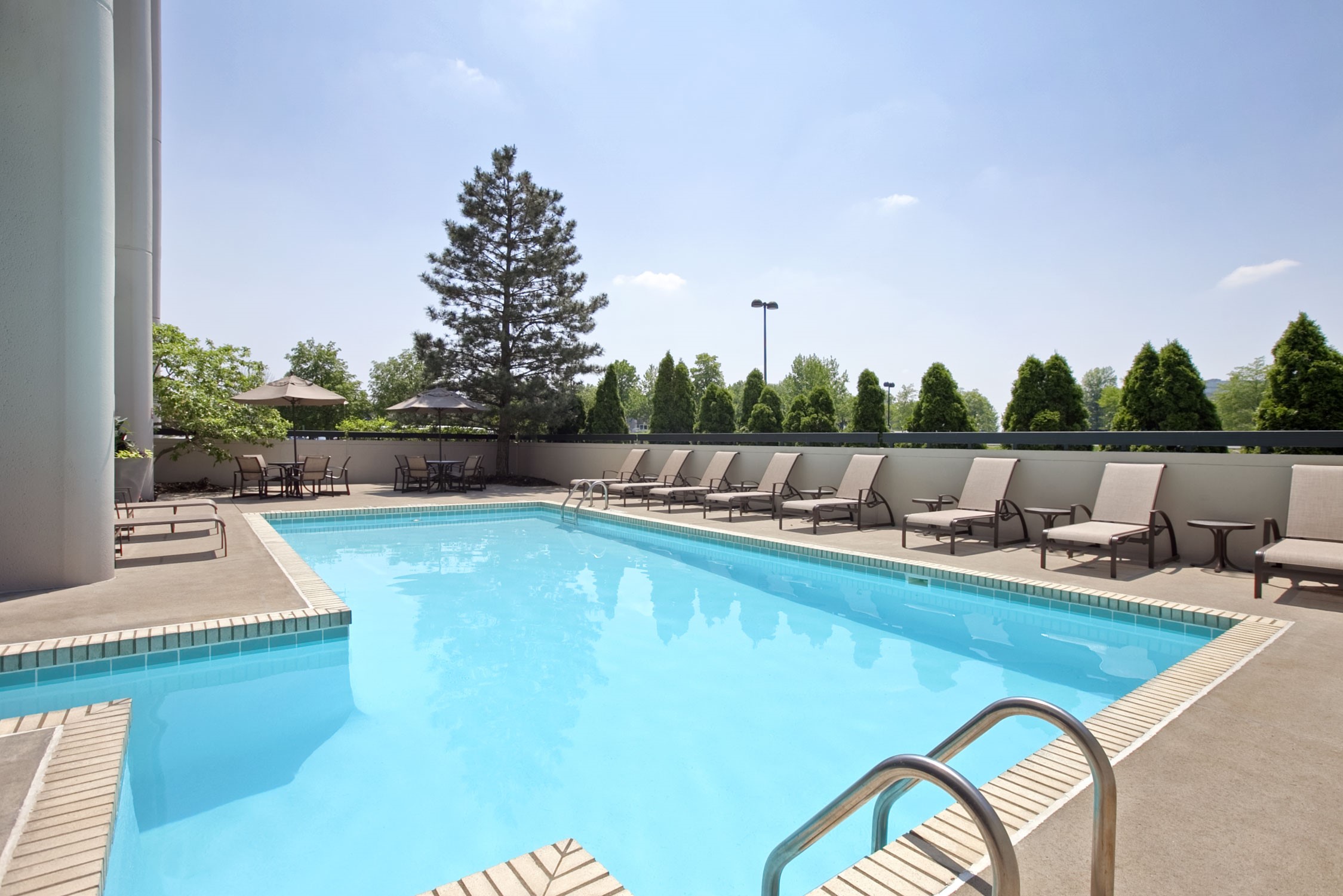 Homewood Suites by Hilton Columbus/Polaris (Columbus, OH): What to Know  BEFORE You Bring Your Family