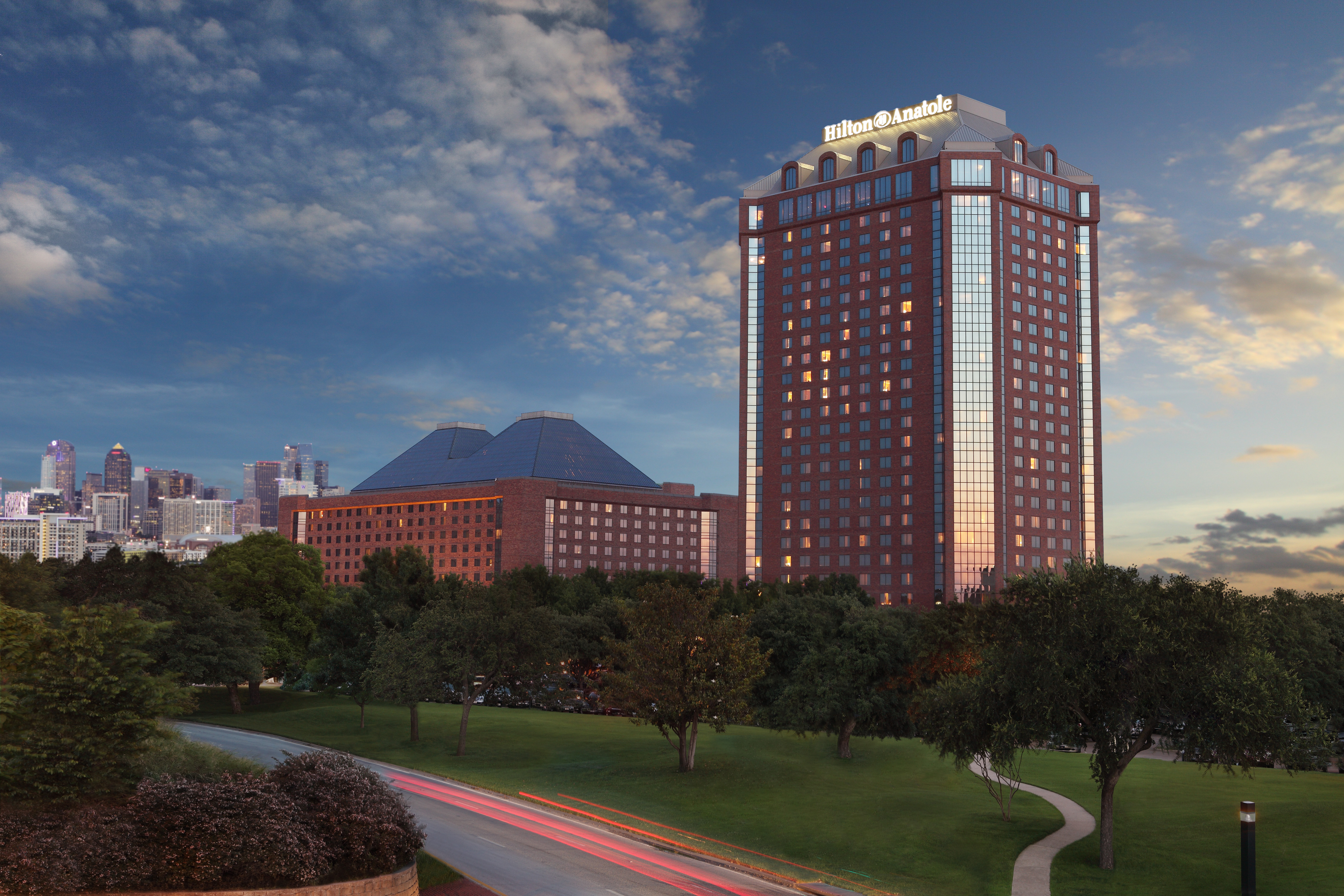 Hilton Anatole Dallas convention venue exterior