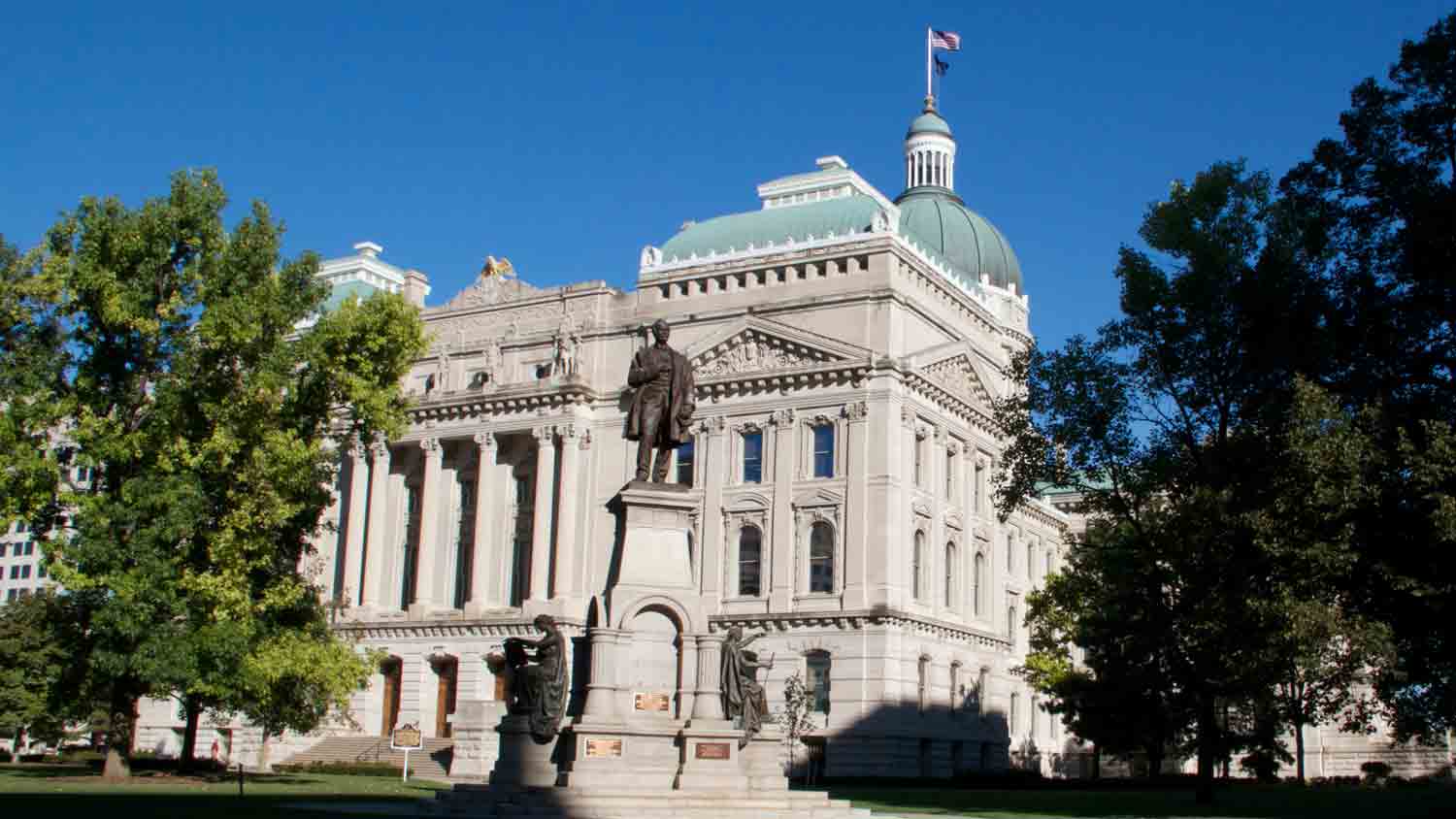 Indiana State Capitol Tour Office Parking - Find Parking near Indiana State  Capitol Tour Office