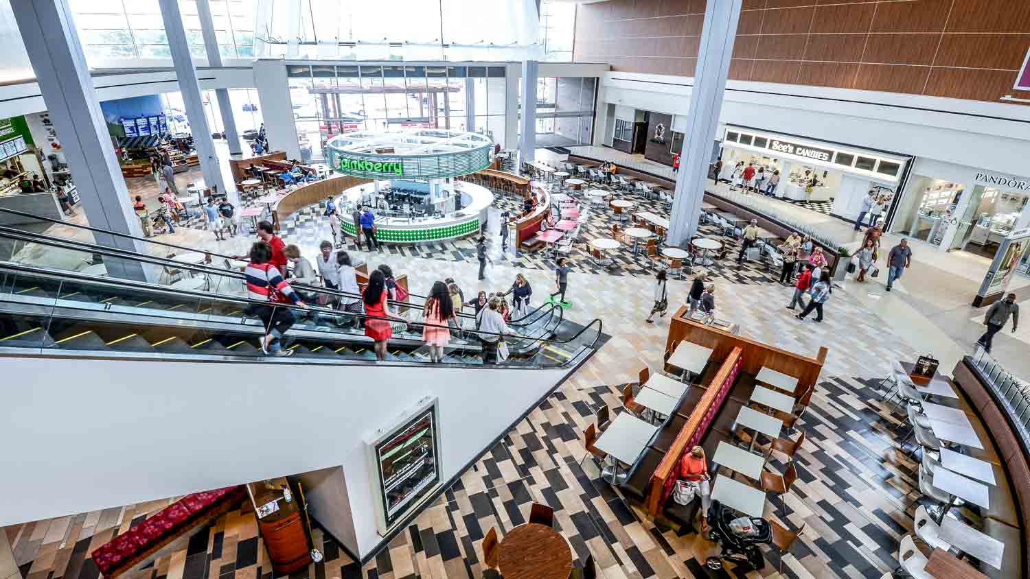 Welcome To The Fashion Mall at Keystone - A Shopping Center In Indianapolis,  IN - A Simon Property