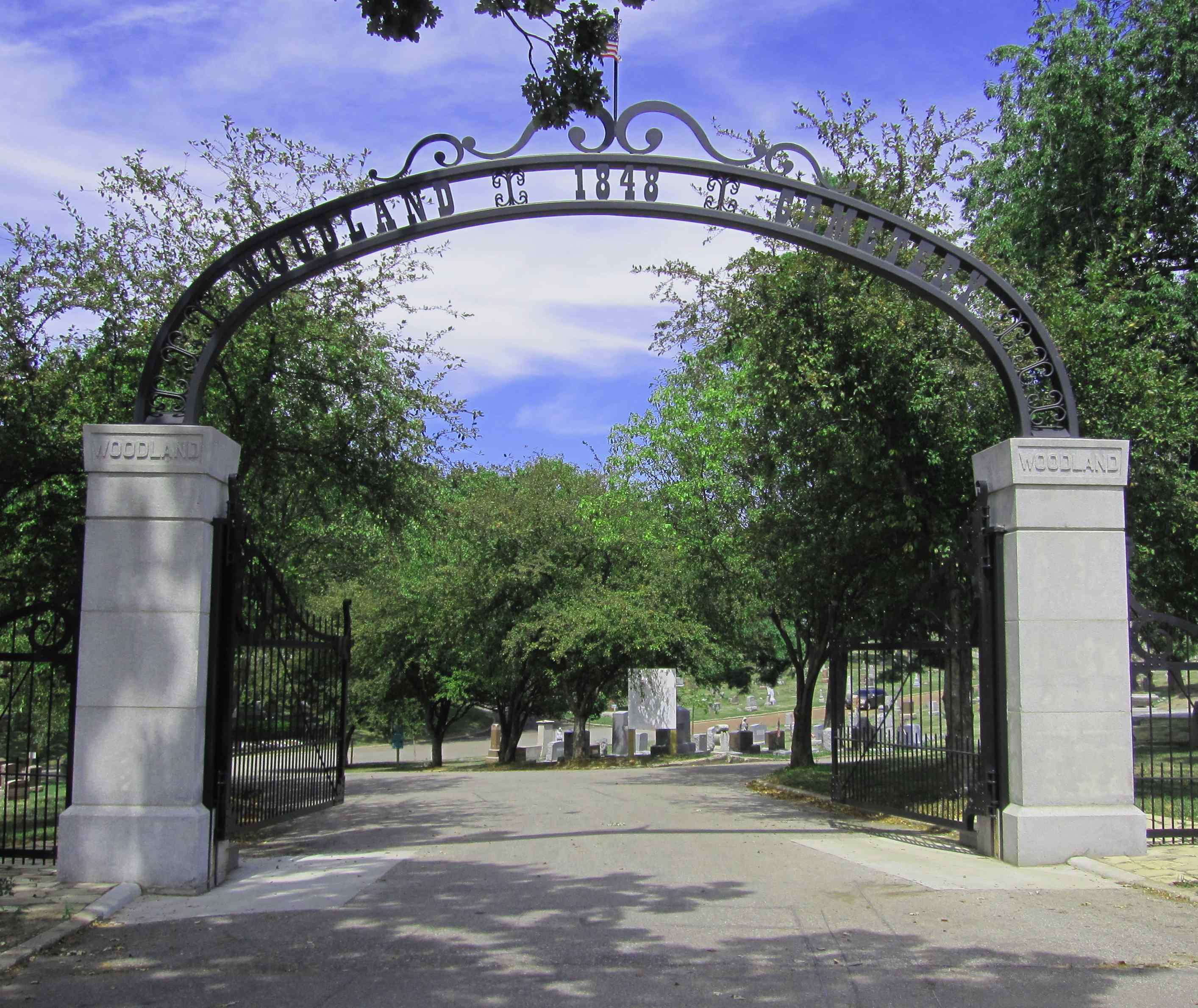Woodland Cemetery