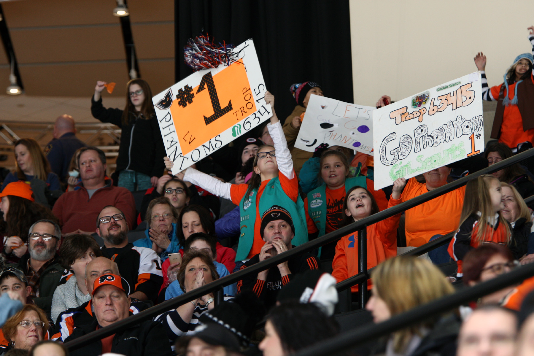 PICTURES: LV Phantoms vs. Binghamton Senators – The Morning Call