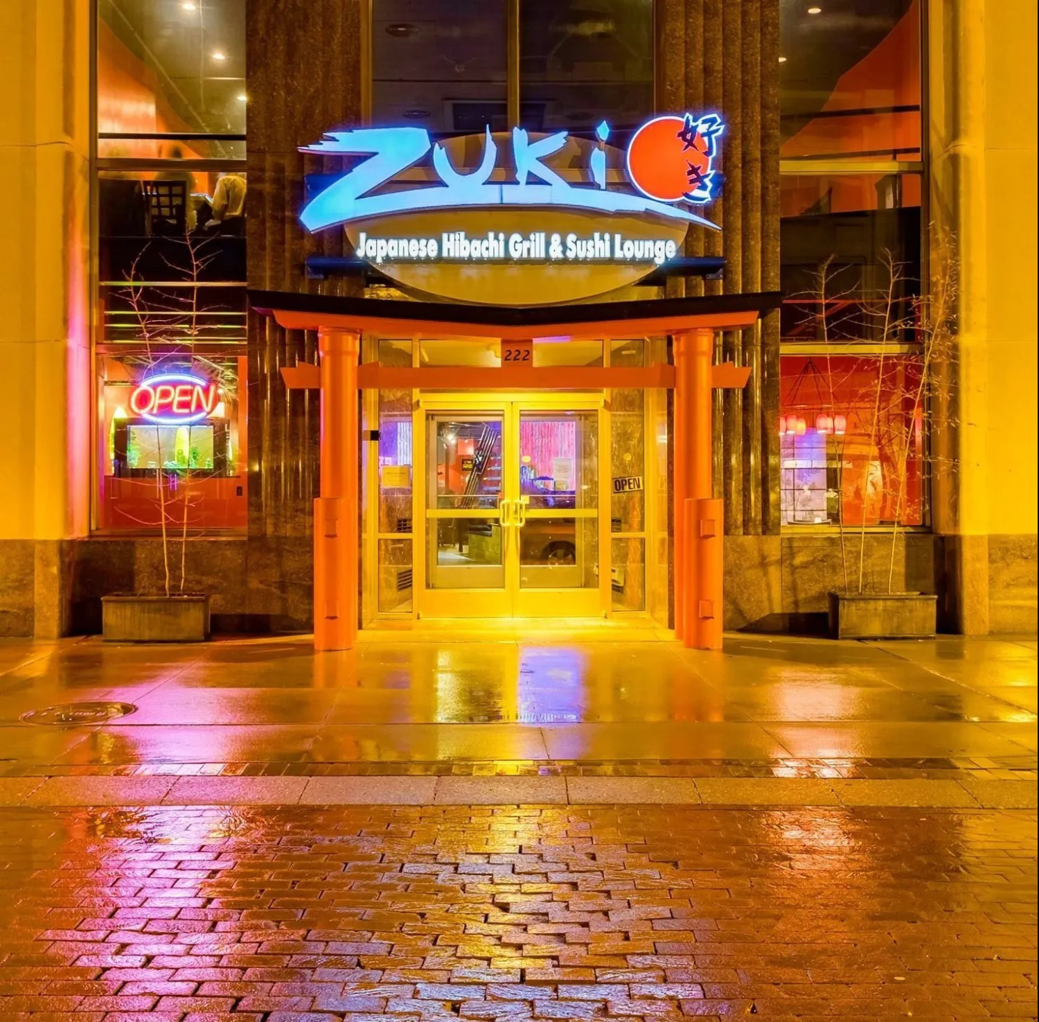 Zuki Downtown