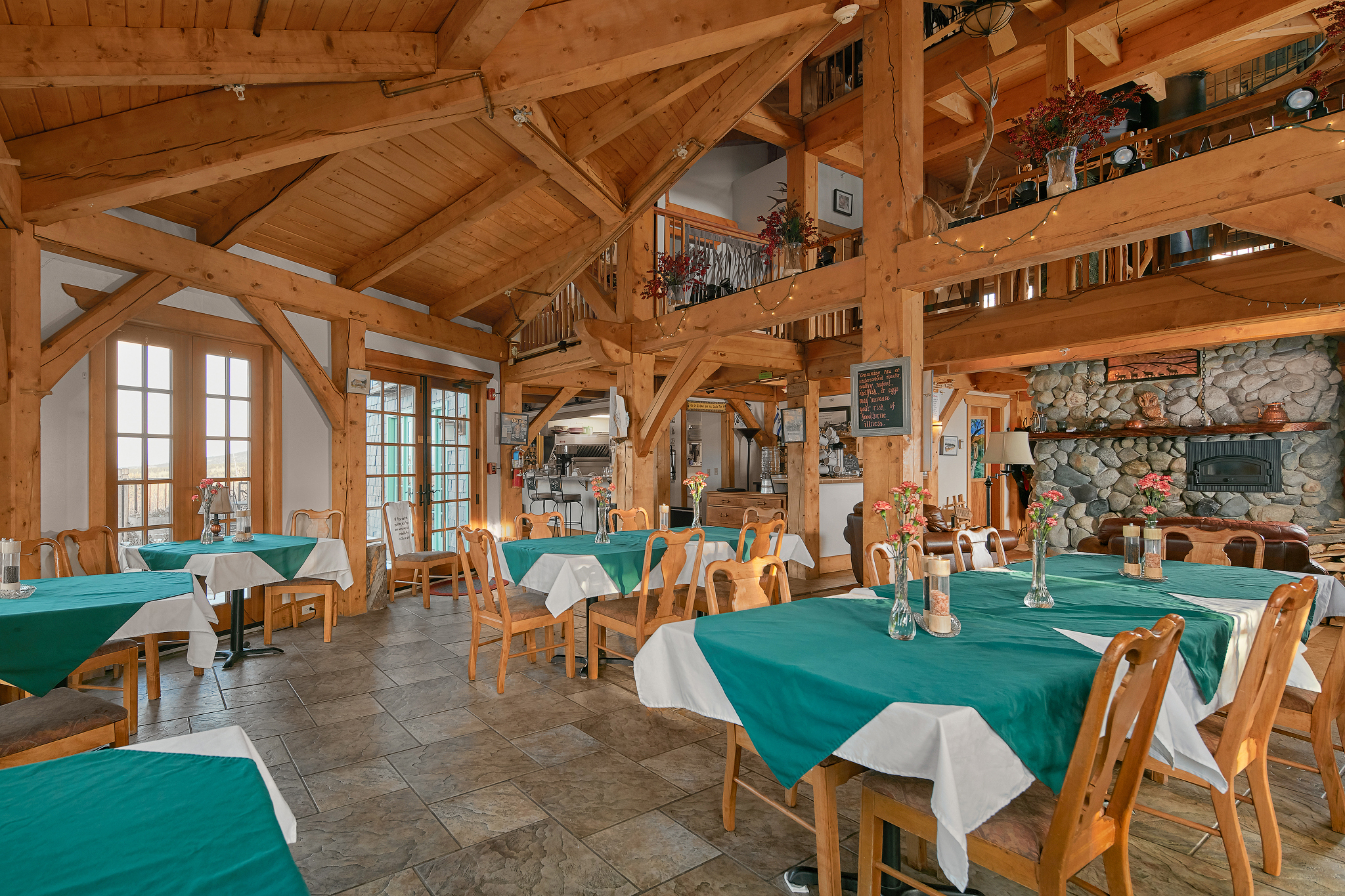 black lodge dining-
