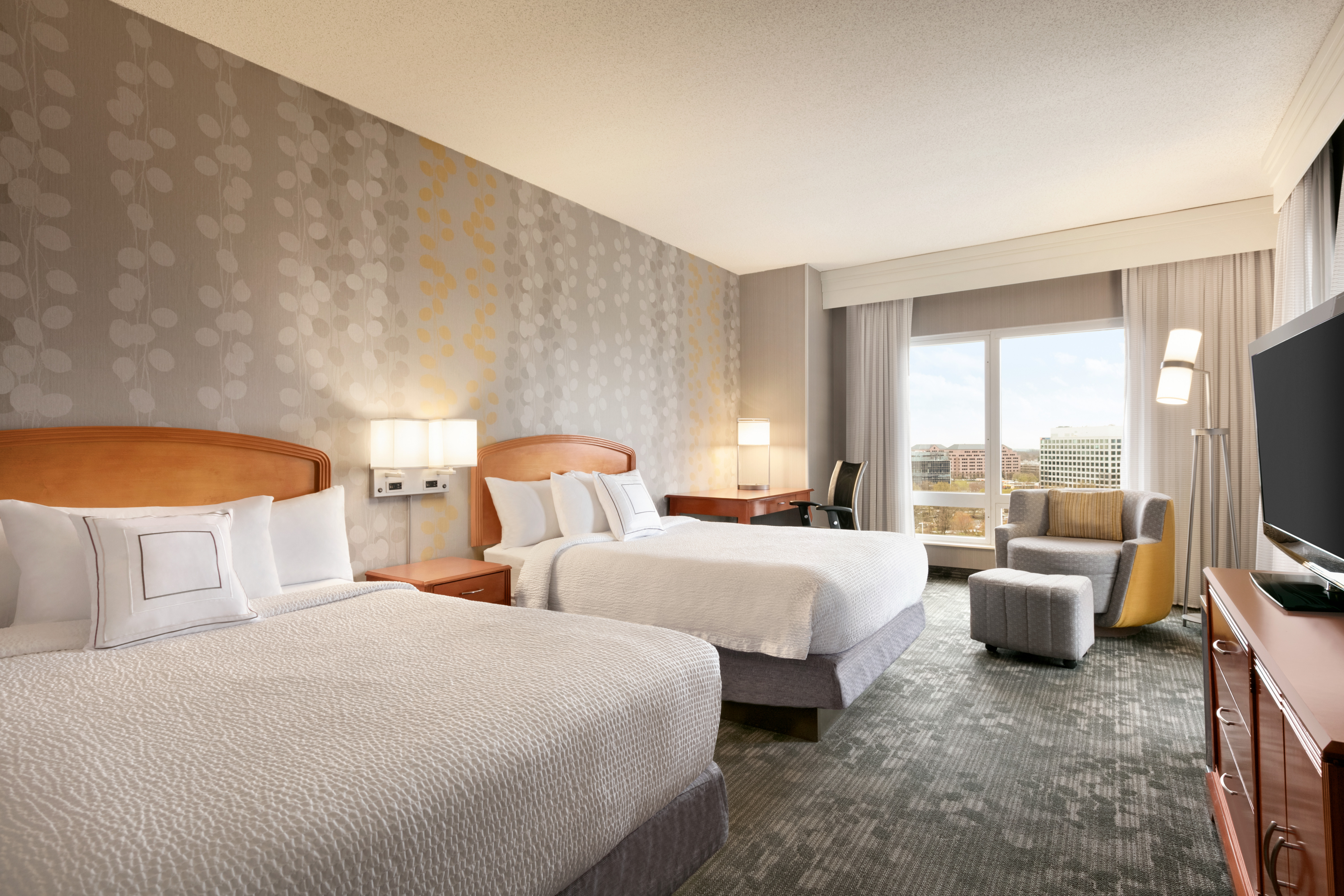 Courtyard By Marriott Tysons Mclean
