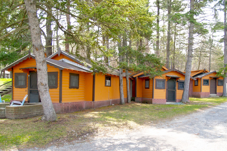 Cabins and Food – Camp Seneca Lake